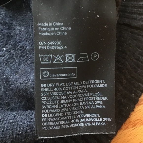 Fair isle sweater - Picture 3 of 8